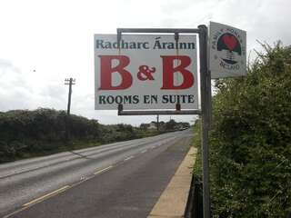 Отели типа «постель и завтрак» Aran View - Radharc Arainn B&B Спидл-3